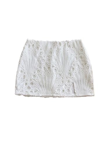 How Melrose and Market's Eyelet Construction Actually Works